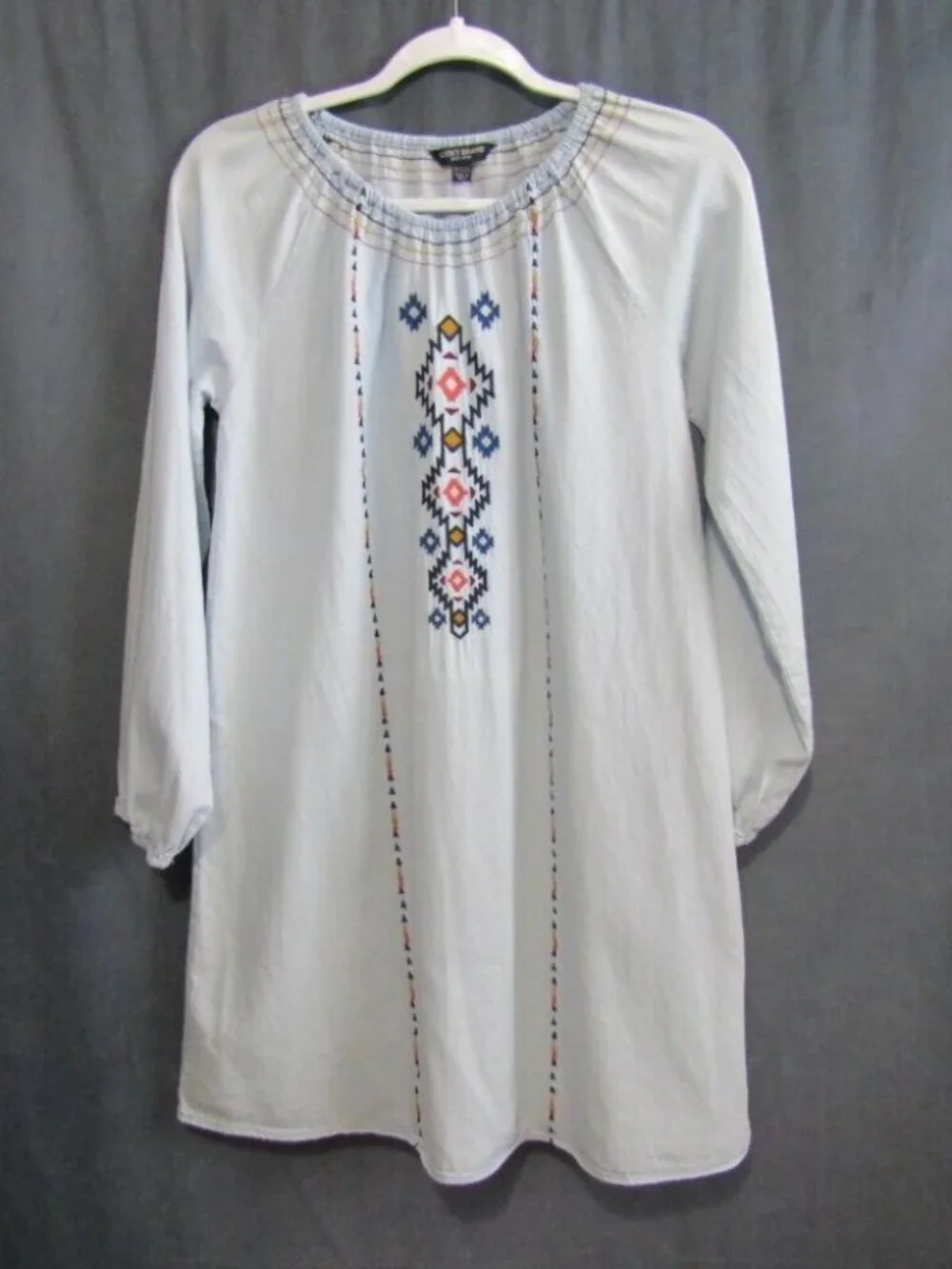Lucky Brand Blue Chambray Embroidered Shift Dress Girls Size XL Southwestern